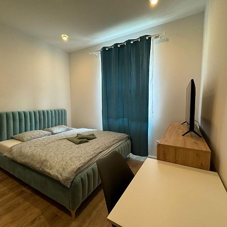 Central Newest Studio Bastova Košice Eksteriør bilde